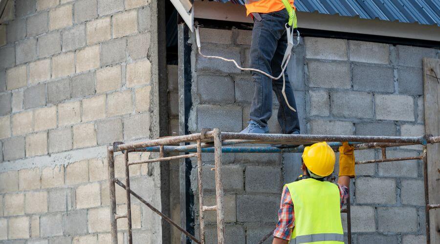 Professional gutter cleaning in Oldtown, ID